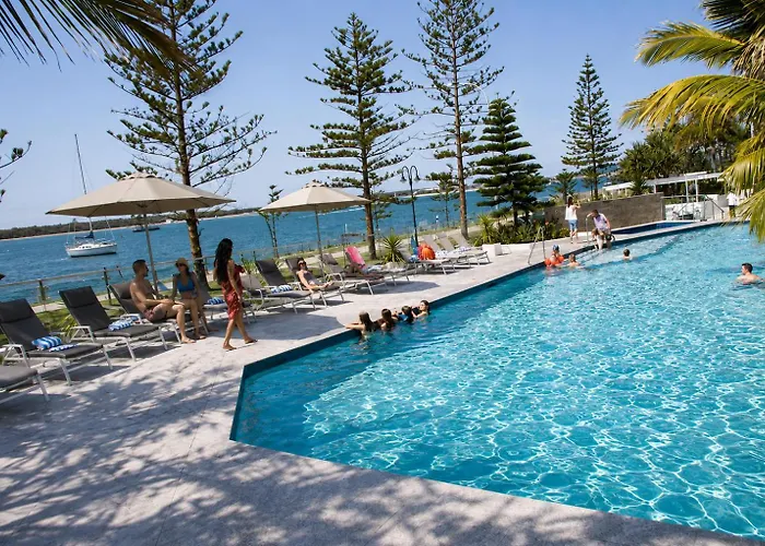 Silvershore Apartments On The Broadwater