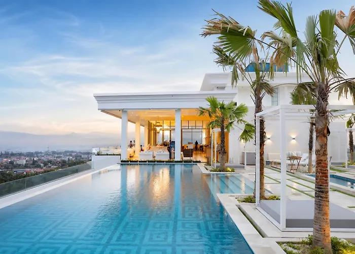 Hoteles con Jacuzzi Art Deco Luxury &Residence