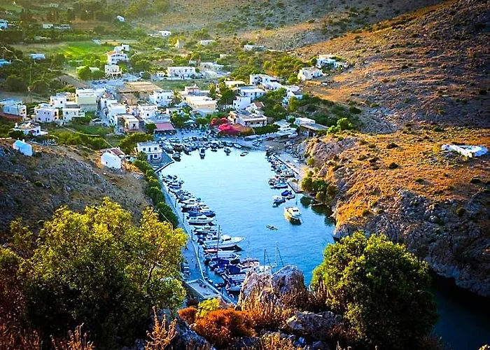 Manolis Rooms Vathys