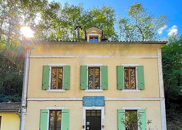 Maison Eclusiere Le Coup De Pompe
