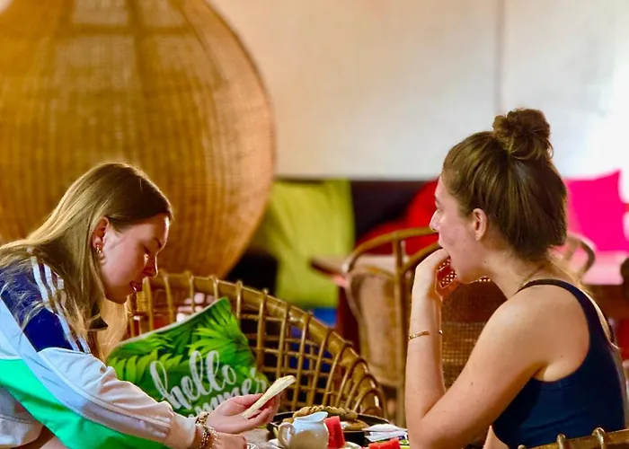 A Lounge Hostel