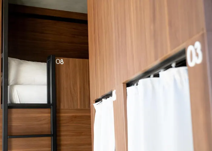 JOST Auberge de Jeunesse Bordeaux Gare St Jean