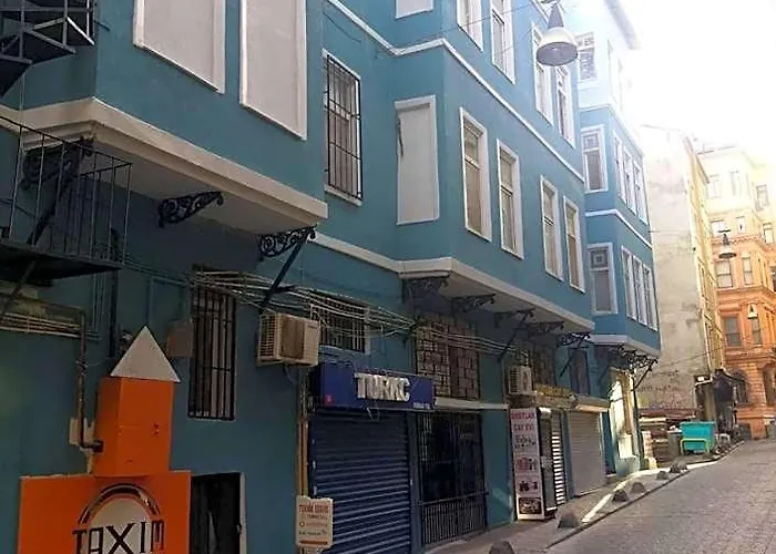 Taxim Hostel (Adults Only)