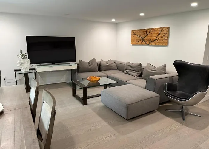 2Bdrm-Kitchenette-Bbq-Smart Tv-4-5Guest