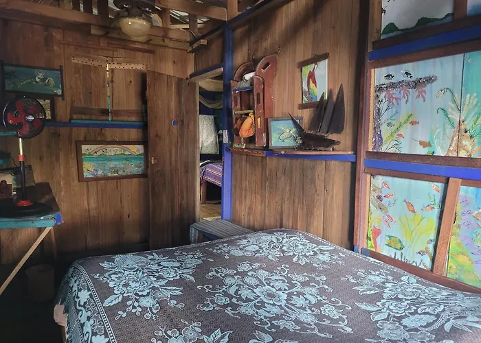 Kismet Inn Dorm 20Us Per Person Per Day