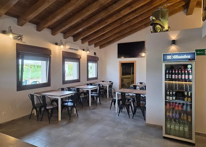 Albergue La Vespa Hostel & Bar
