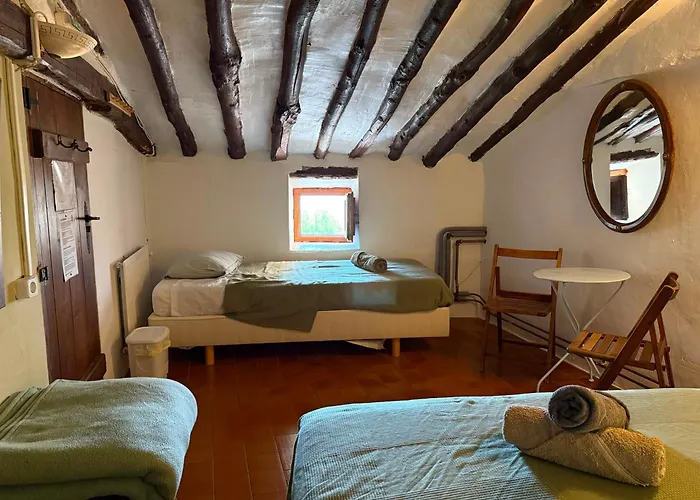 Albergue Oasistrails For Pilgrims On Camino De Santiago