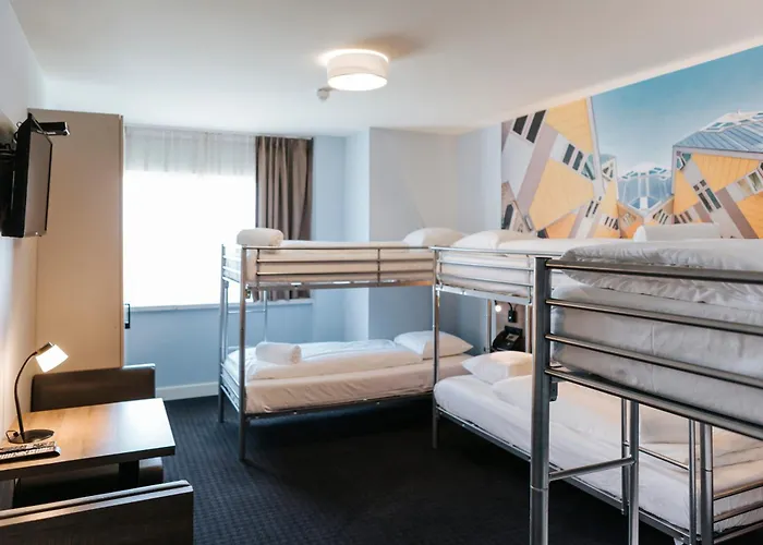 Rotterdam Teleport Hostel