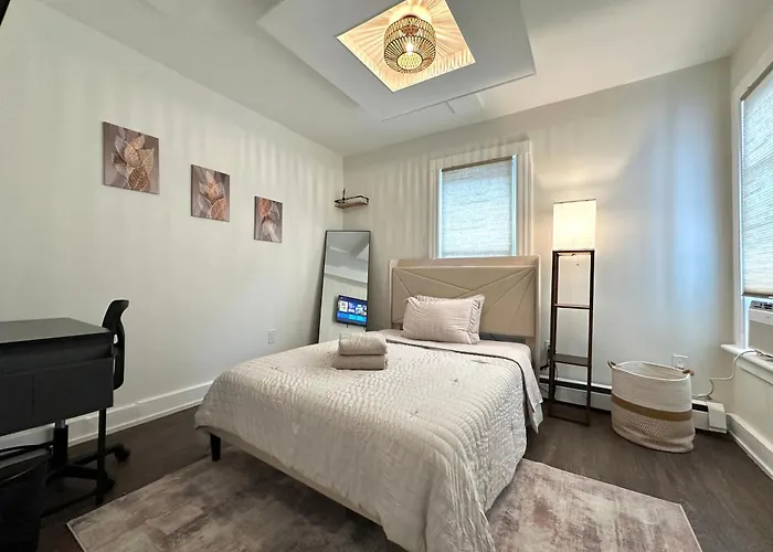 Travel Nurse House By Yale!