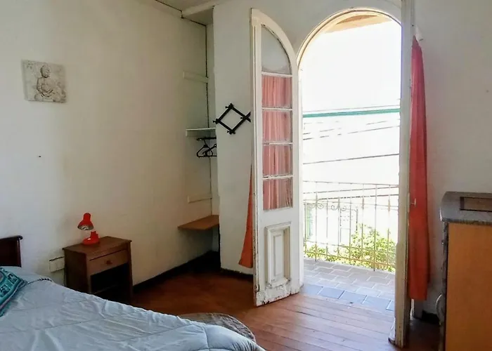Wind & Way Hostel