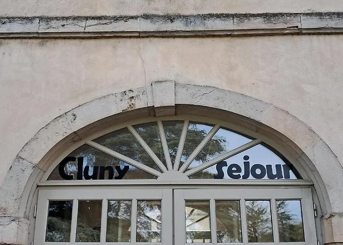 Cluny Séjour