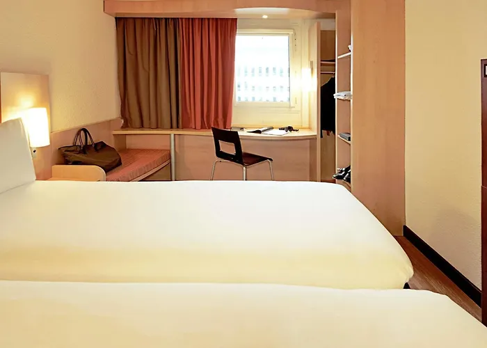Cheap hotels Ibis Leeds Centre Marlborough Street