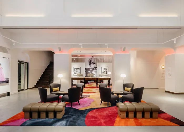 Resorts Guide Indigo Melbourne On Flinders, An Ihg