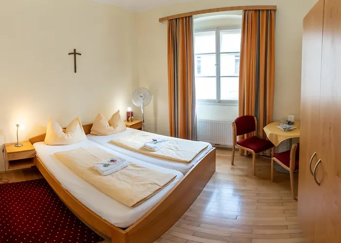 Urlaubsunterkunft Im Priesterseminar