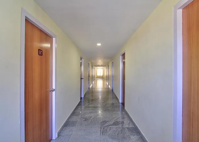 Waterpark hotels Super Townhouse Hills Palace