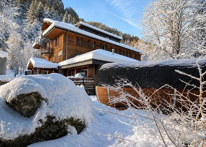 1861 Chatel Hostel