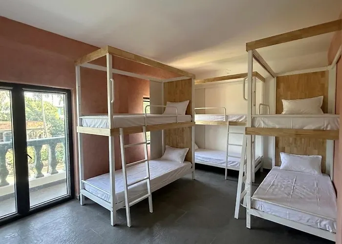 Happy Panda Hostel Arambol Goa