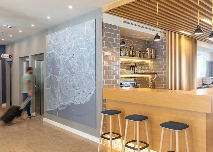 Inn Express - Lisbon - Plaza Saldanha By IHG