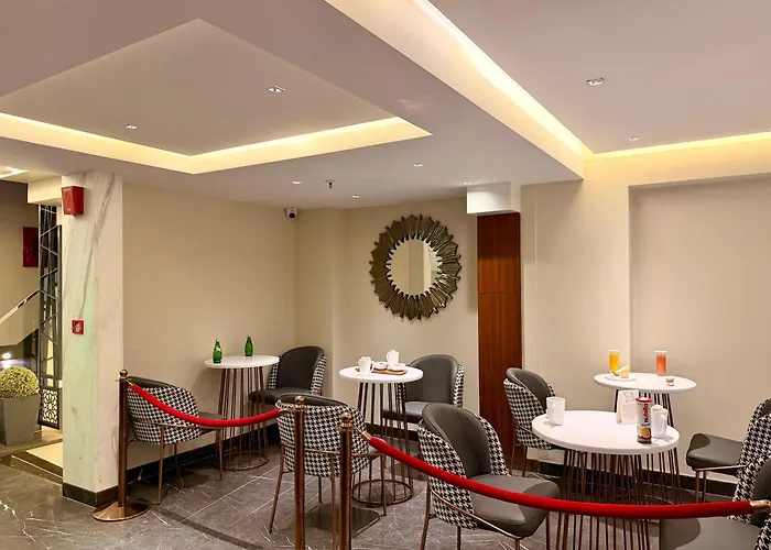 Hotels With Four Stars Prime Delhi