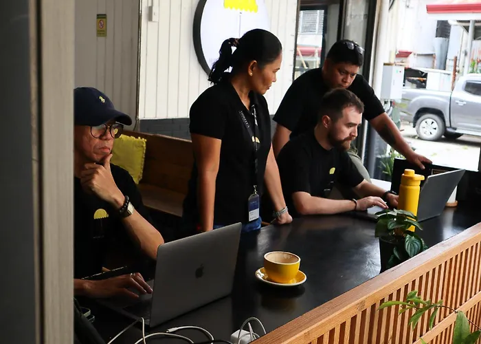 Yellow Umbrella Hostels
