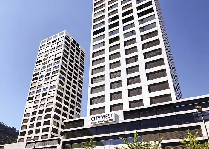 Mercure City West