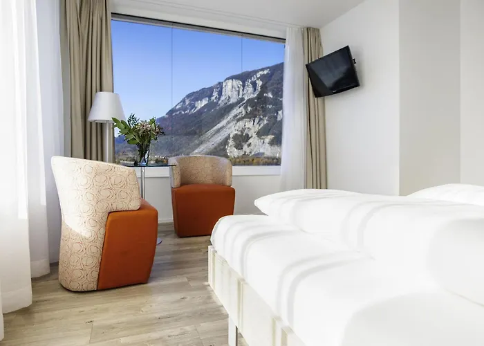 Mercure City West