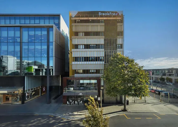 Cheap hotels Breakfree On Cashel, An Accor