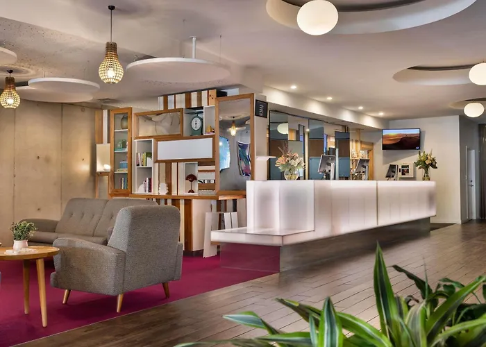 Cheap hotels Breakfree On Cashel, An Accor