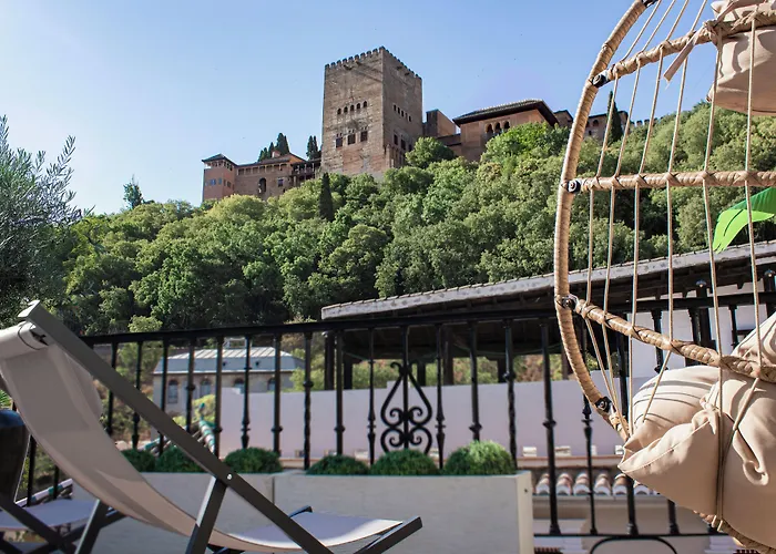 BiBo Suites Oro del Darro