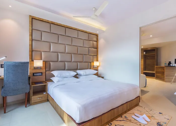 Aura One Hotel