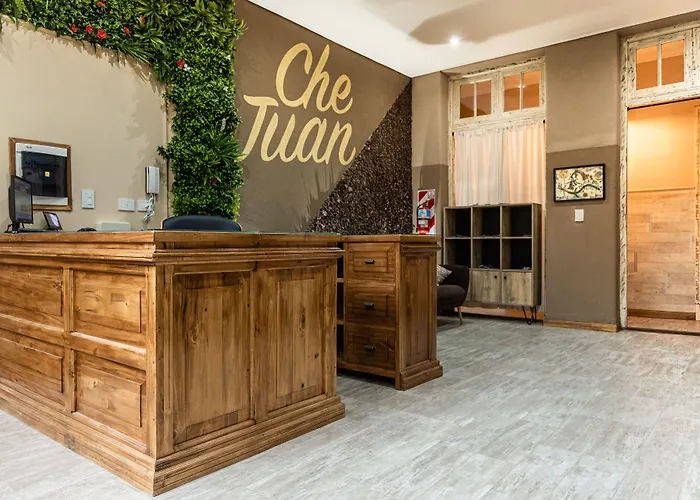 Che Juan Hostel Ba