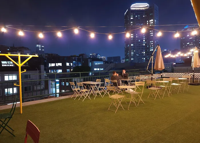 Oyo Hostel Myeongdong 5