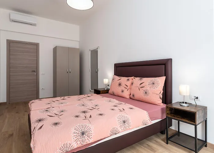 Hostel Antique