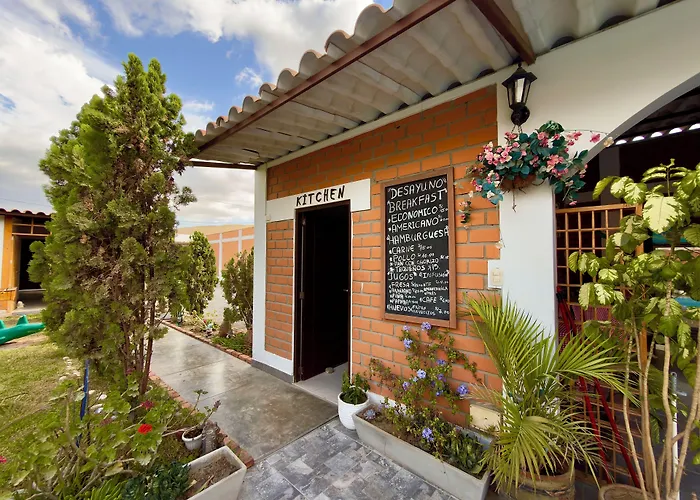 Cheap hotels Huacachina Desert House