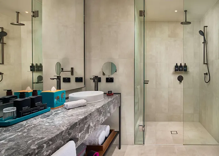  Next Melbourne, Curio Collection By Hilton