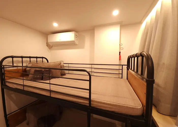 Oyo Hostel Myeongdong 3