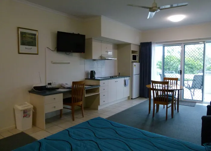 Beach Hotels Madison Ocean Breeze Apartments