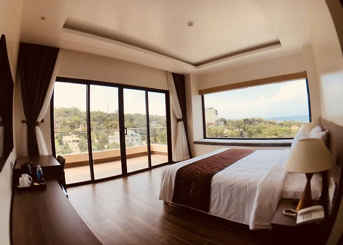 Coral Bay Resort