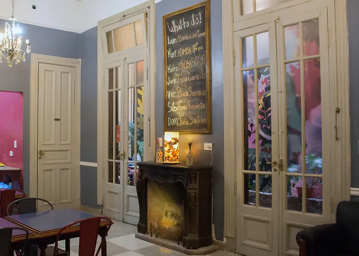 Voyage Recoleta Hostel
