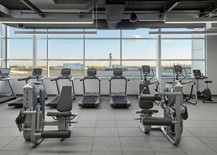 Calgary Airport Marriott In-Terminal Hotel