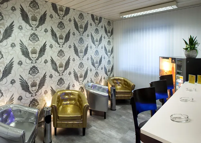 Hotel Hellers Twenty Four II -24H-Check-In-