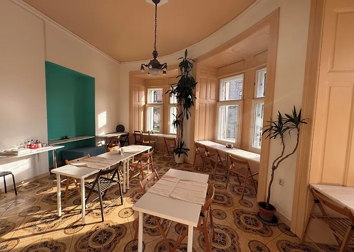 Omega Guesthouse Budapest