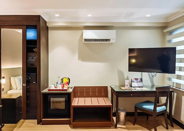 City Garden Suites