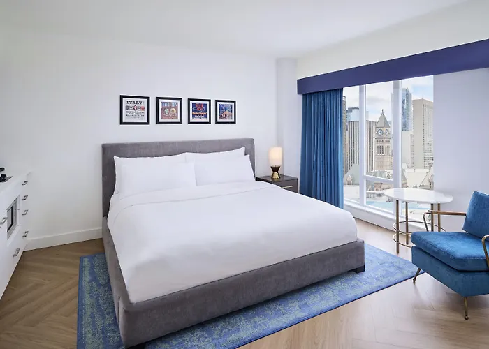 Pantages Hotel Toronto Centre