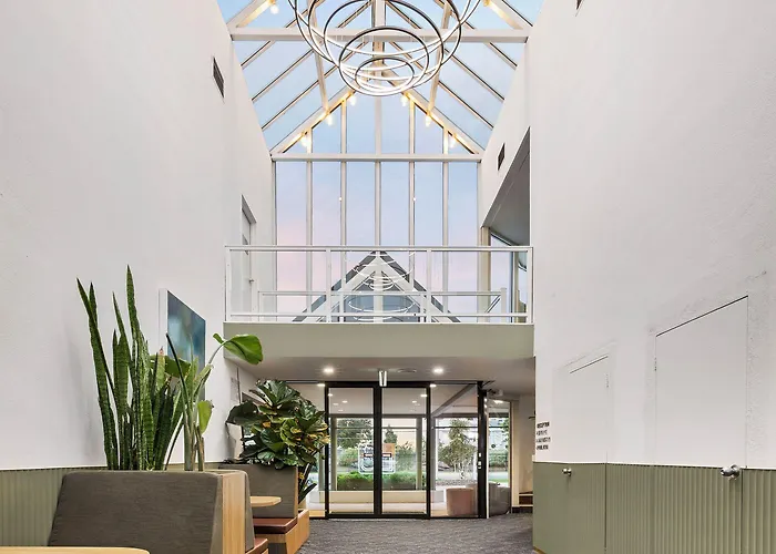 Ciloms Airport Lodge Airport