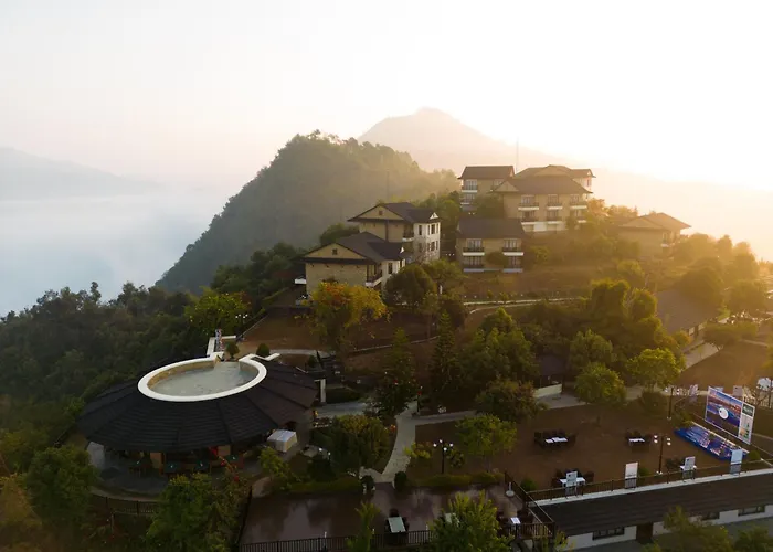 Rupakot Resort