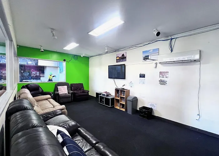 Port Adelaide Backpackers