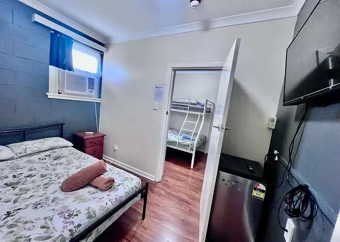 Port Adelaide Backpackers