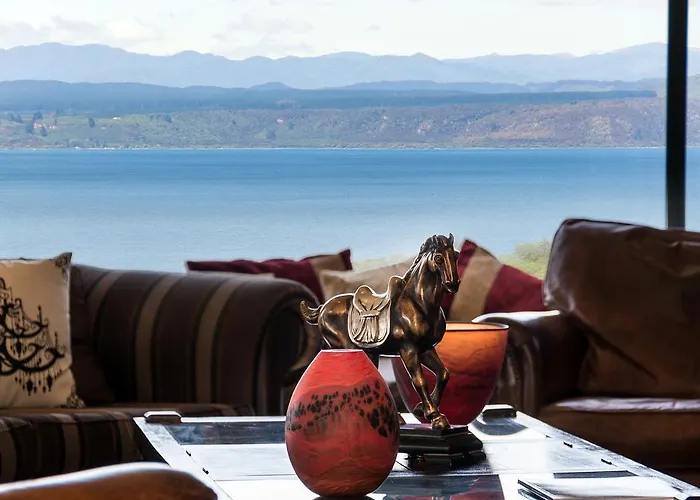 The Flying Trout Boutique Lodge