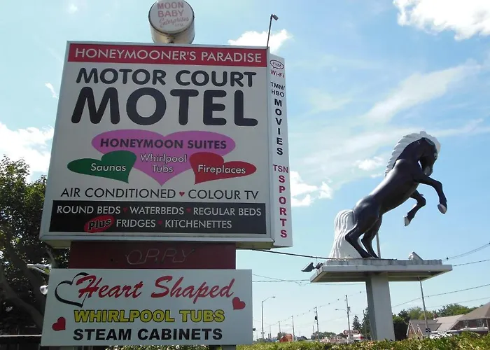 Motor Court Motel
